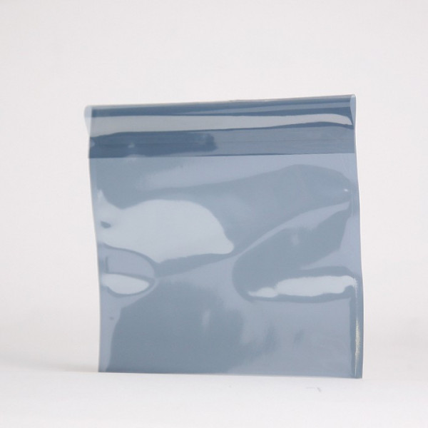 Colored translucent pouch 165X165 Colored translucent pouch 165X165