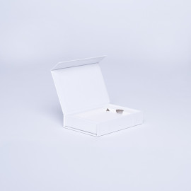 Box with insert Box with insert