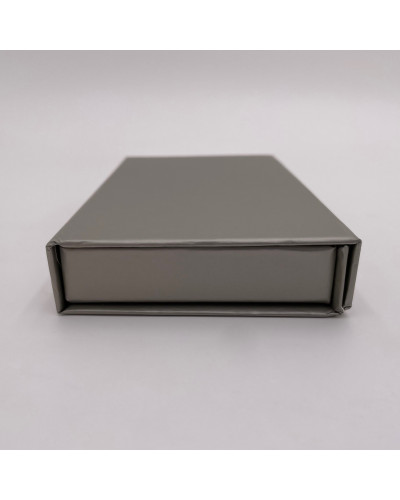 Hingbox - scatola consegnata montata per libri e foto