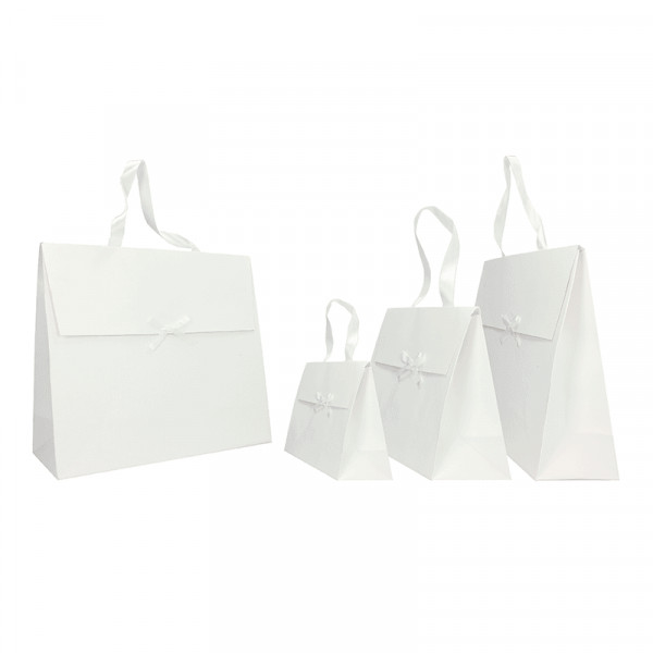 Gift bag with Kelly handles